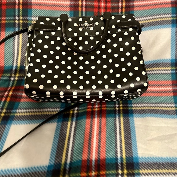 Kate Spade, polka dot! My favorite! Great condition! - Picture 3 of 3